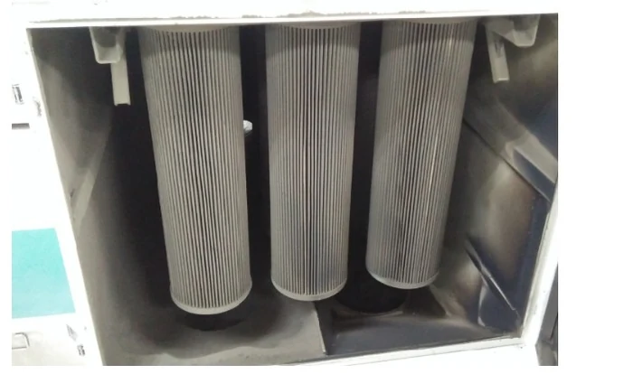 Installed cartridges in the supplied CAPU-500 dust collector